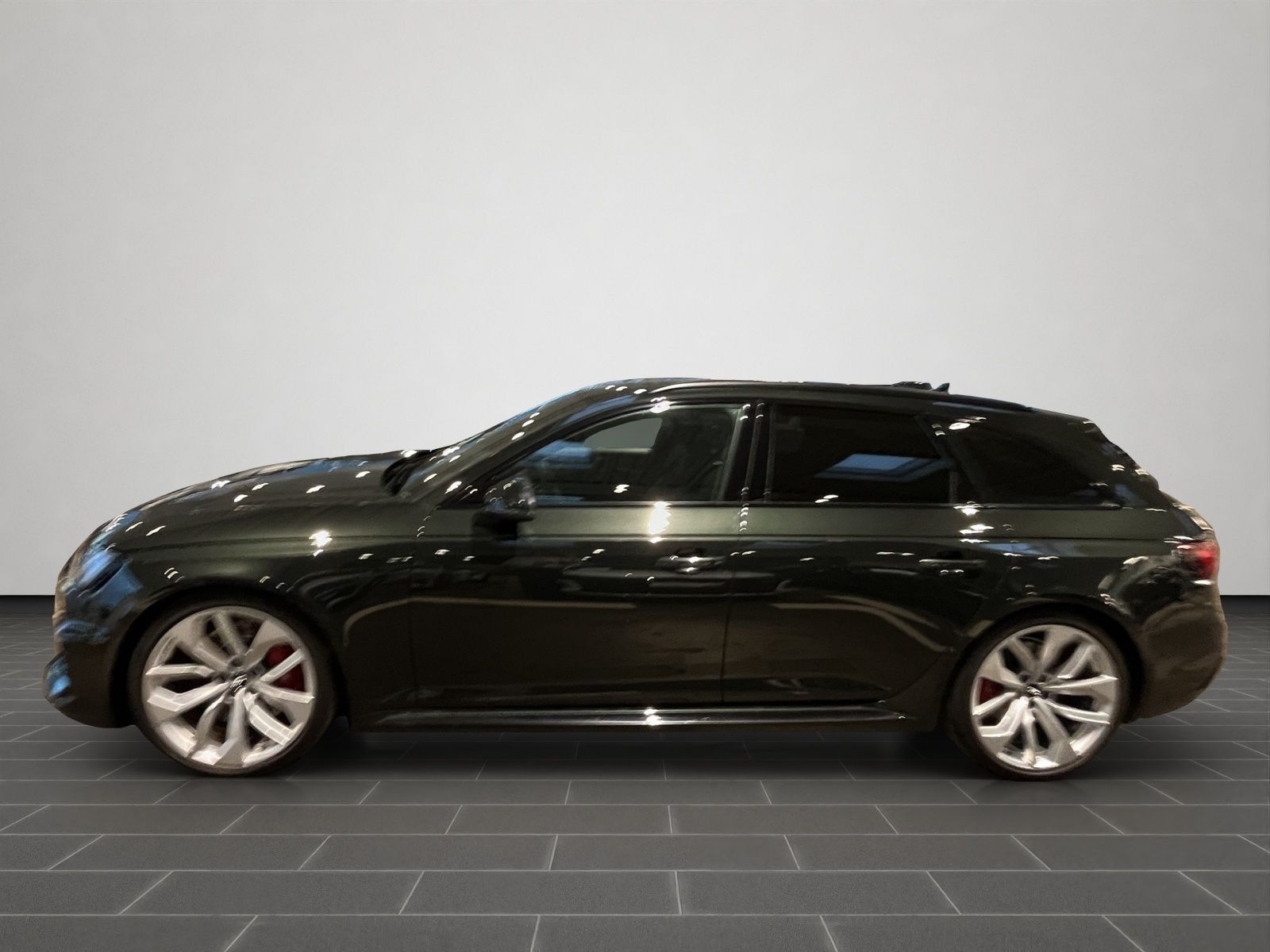 Audi RS 4 Avant RS 4 Avant 2.9 TFSI quattro 331(450) foto 7