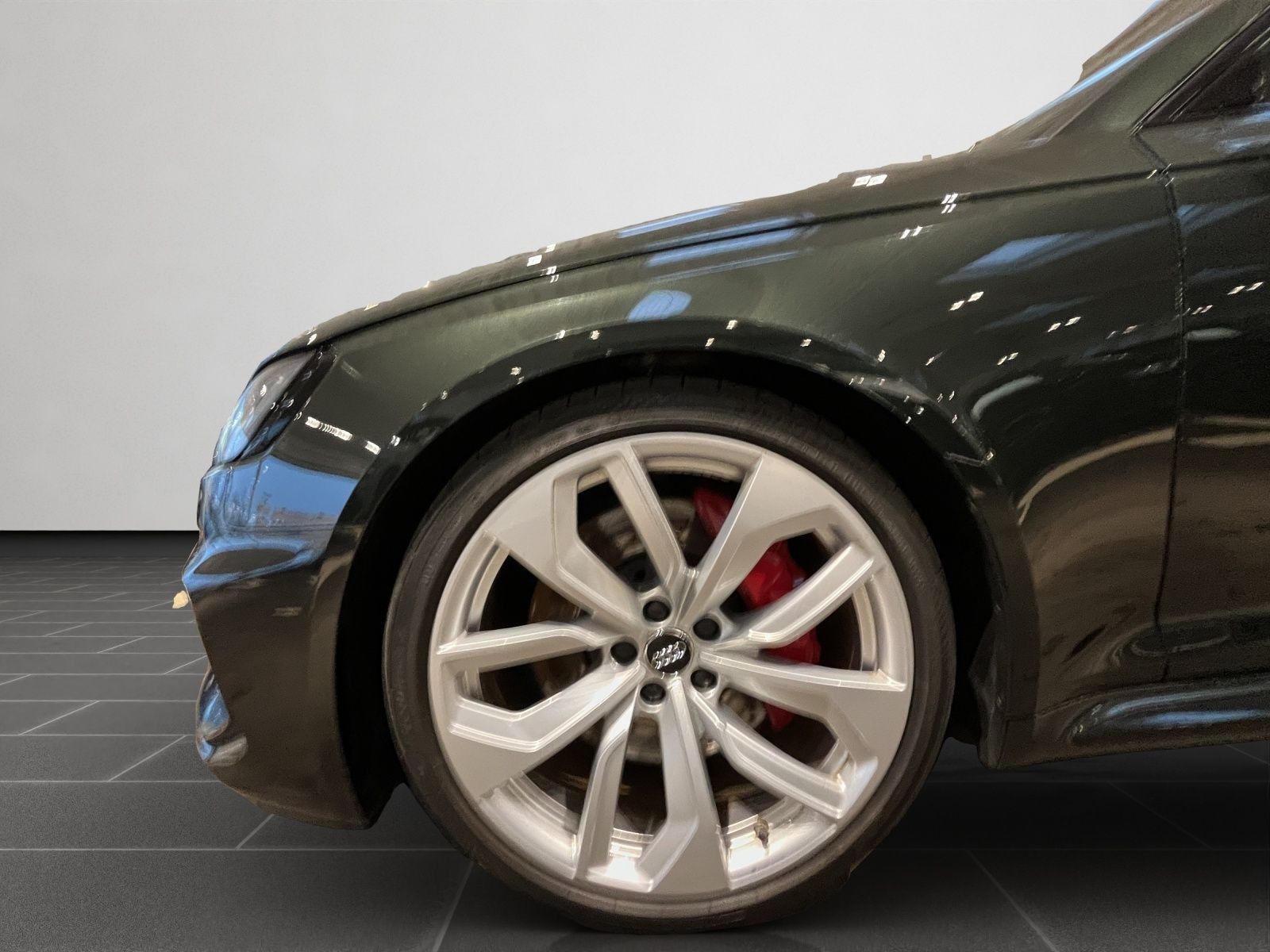 Audi RS 4 Avant RS 4 Avant 2.9 TFSI quattro 331(450) foto 8
