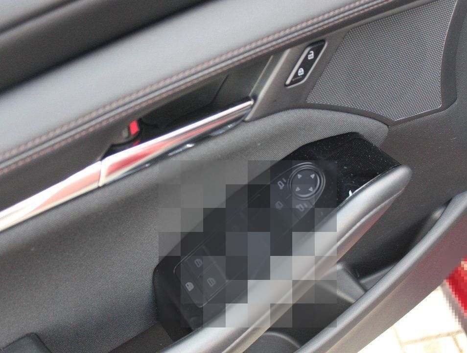 Mazda 3 M-Hybrid G-140 AT Centre-Line DESI Allwetter M foto 12