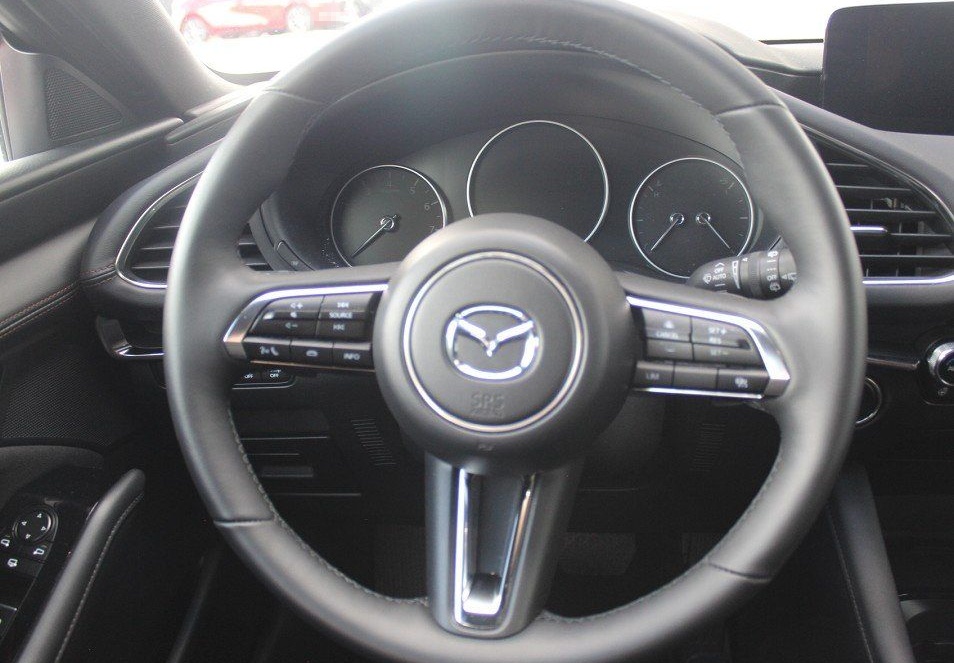 Mazda 3 M-Hybrid G-140 AT Centre-Line DESI Allwetter M foto 19
