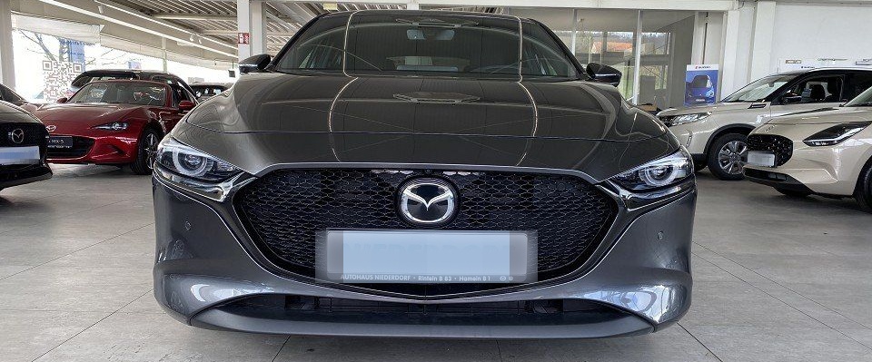 Mazda 3 2.5 Exclusive-Line Matrx, Bose, 360° foto 13