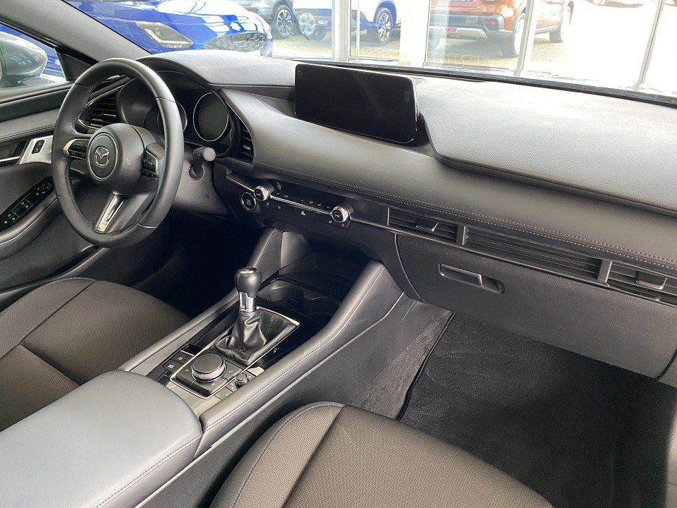 Mazda 3 2.5 Exclusive-Line Matrx, Bose, 360° foto 15