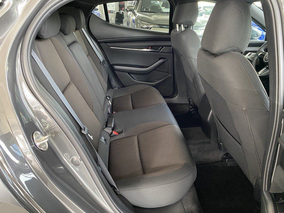 Mazda 3 2.5 Exclusive-Line Matrx, Bose, 360° foto 6
