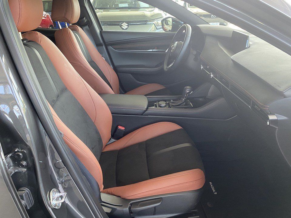 Mazda 3 2.5 Nagisa AUTOMATIK Bose, Navi foto 4