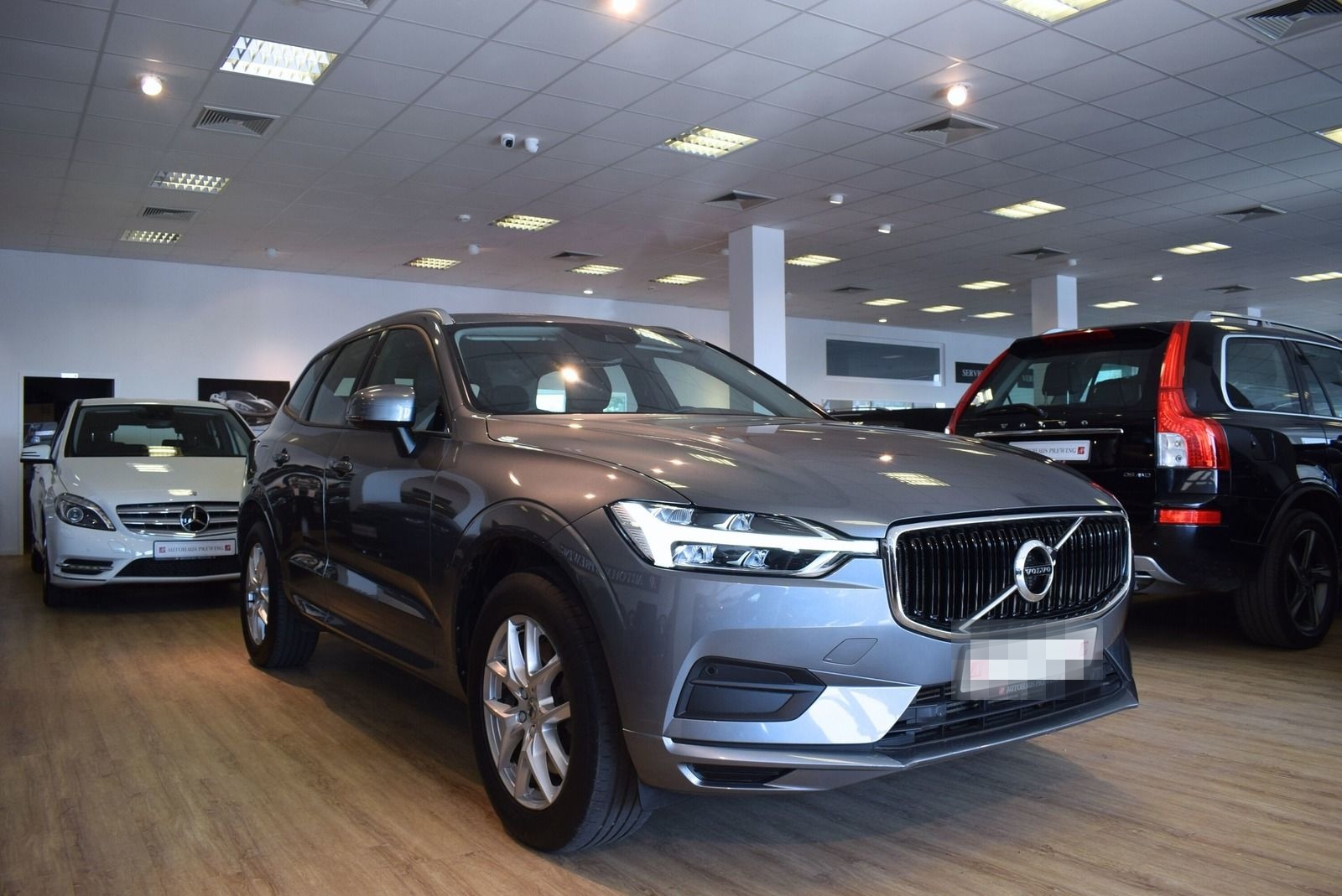 Volvo XC60 T5 AWD/NAVI/LEDER/TOTW./AHK/KAMERA/CARPLAY foto 3