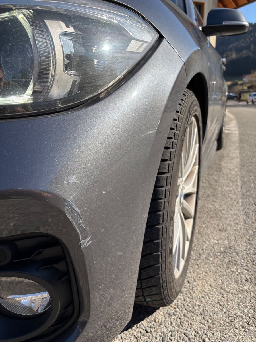 BMW 120i Edition M Sport Shadow A Edition M Spor... foto 13