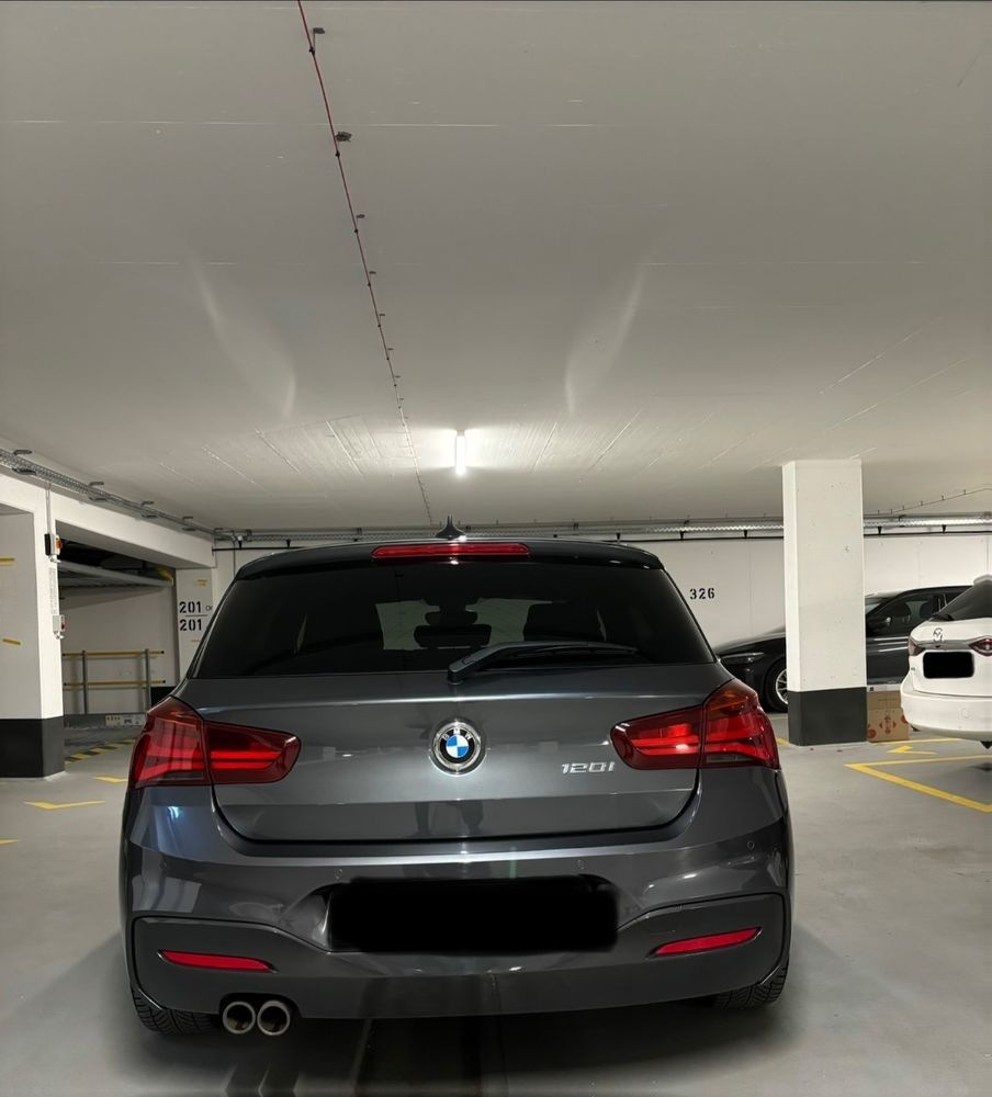BMW 120i Edition M Sport Shadow A Edition M Spor... foto 3