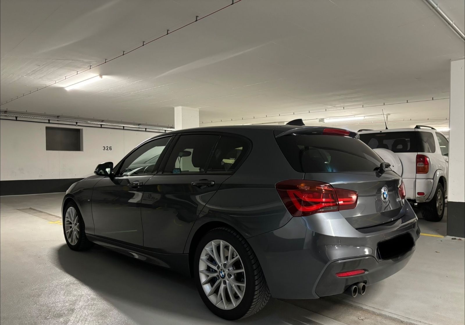 BMW 120i Edition M Sport Shadow A Edition M Spor... foto 5