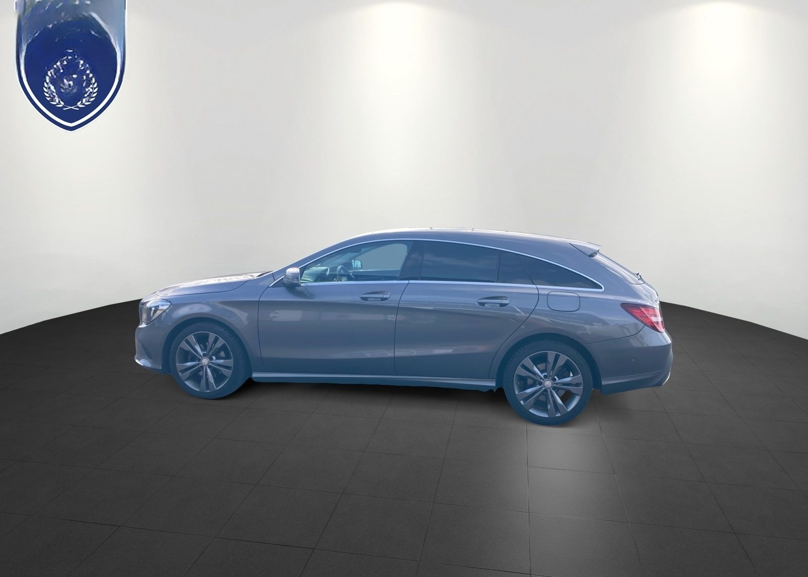 Mercedes-Benz CLA 220 Shooting Brake Urban 4Matic foto 5