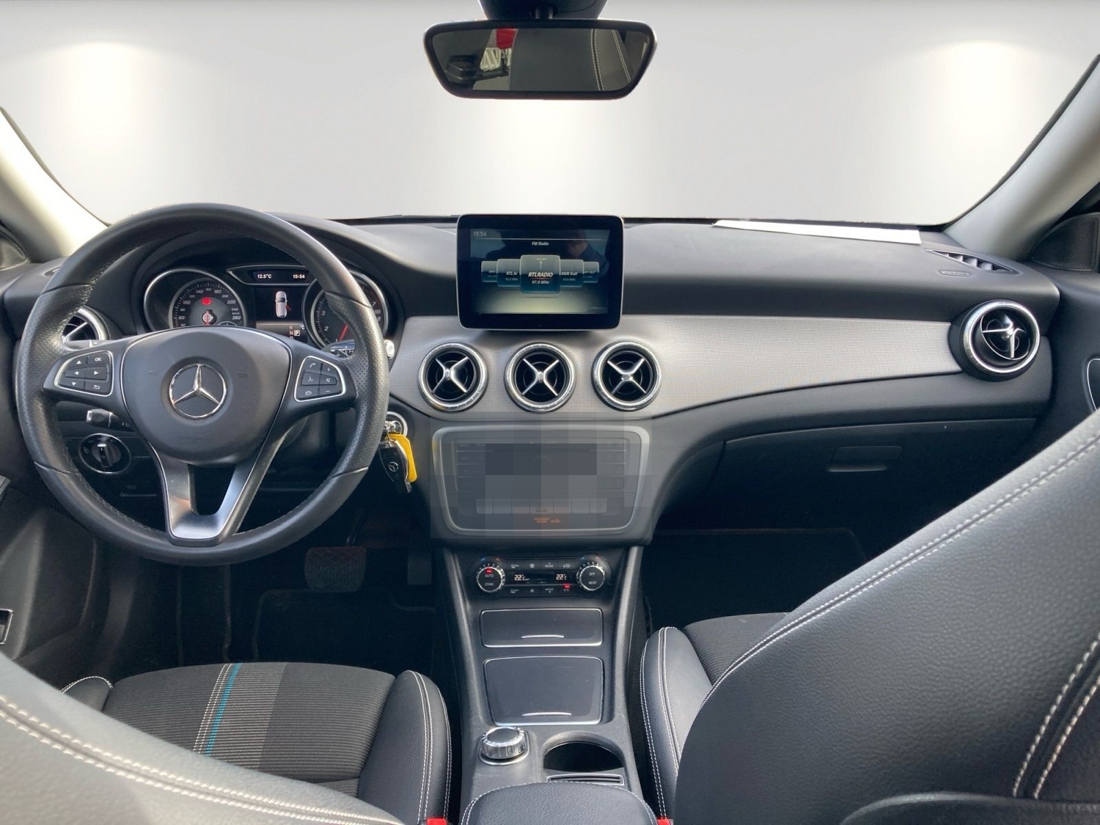 Mercedes-Benz CLA 220 Shooting Brake Urban 4Matic foto 9