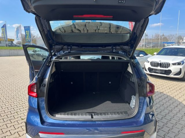 BMW X1 sDrive20d xLine 18'' el.Aktiv/Sportsitze H/K  foto 10