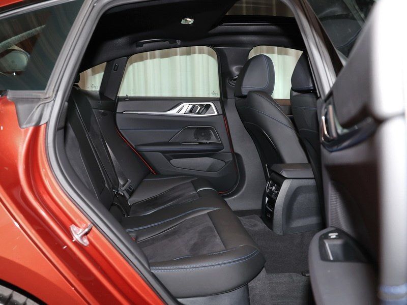 BMW i4 M50 Gran Coupé GSD 360° DrivAssProf HUD foto 12