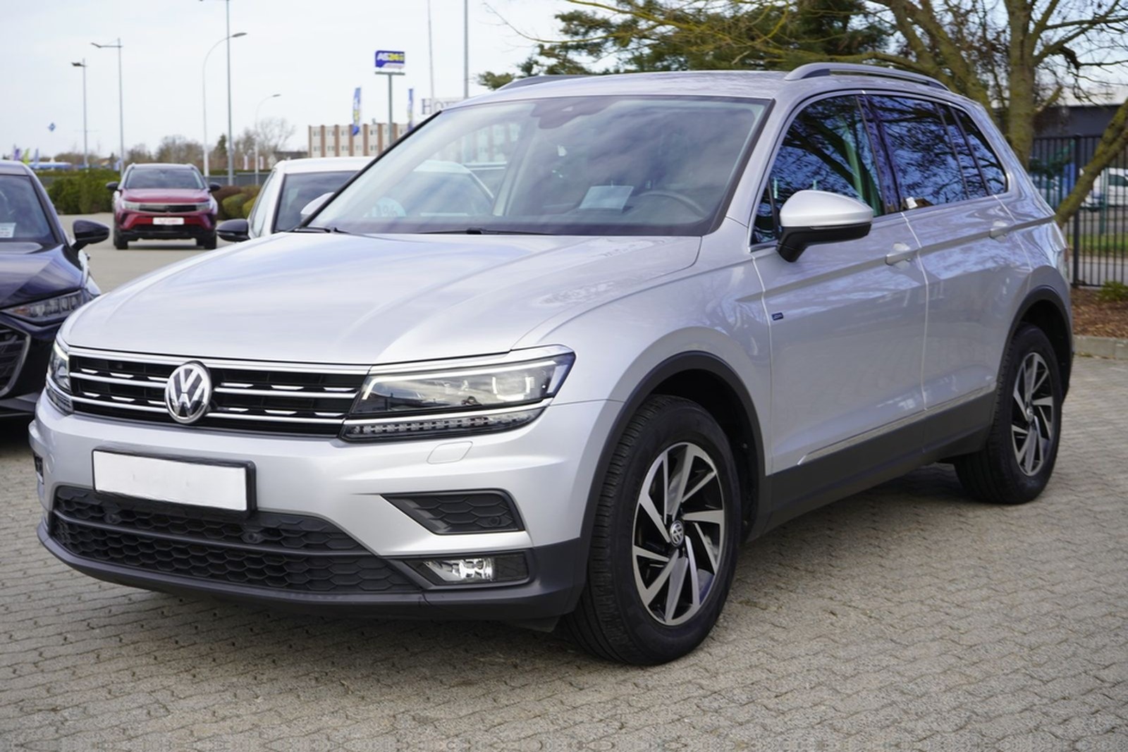 Volkswagen Tiguan 1.5 TSI DSG Join LED Navi ACC Sitzheizung foto 2