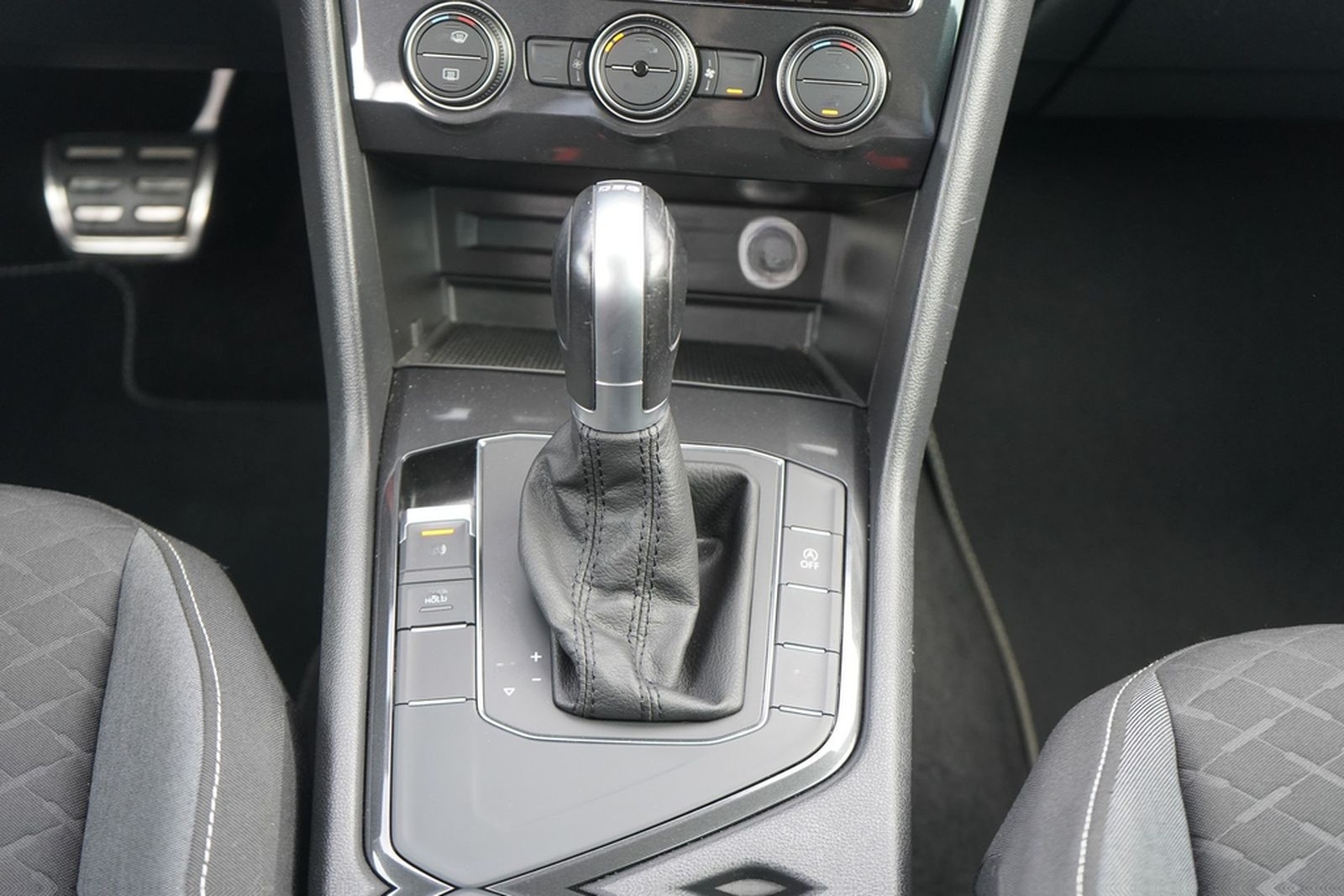 Volkswagen Tiguan 1.5 TSI DSG Join LED Navi ACC Sitzheizung foto 17