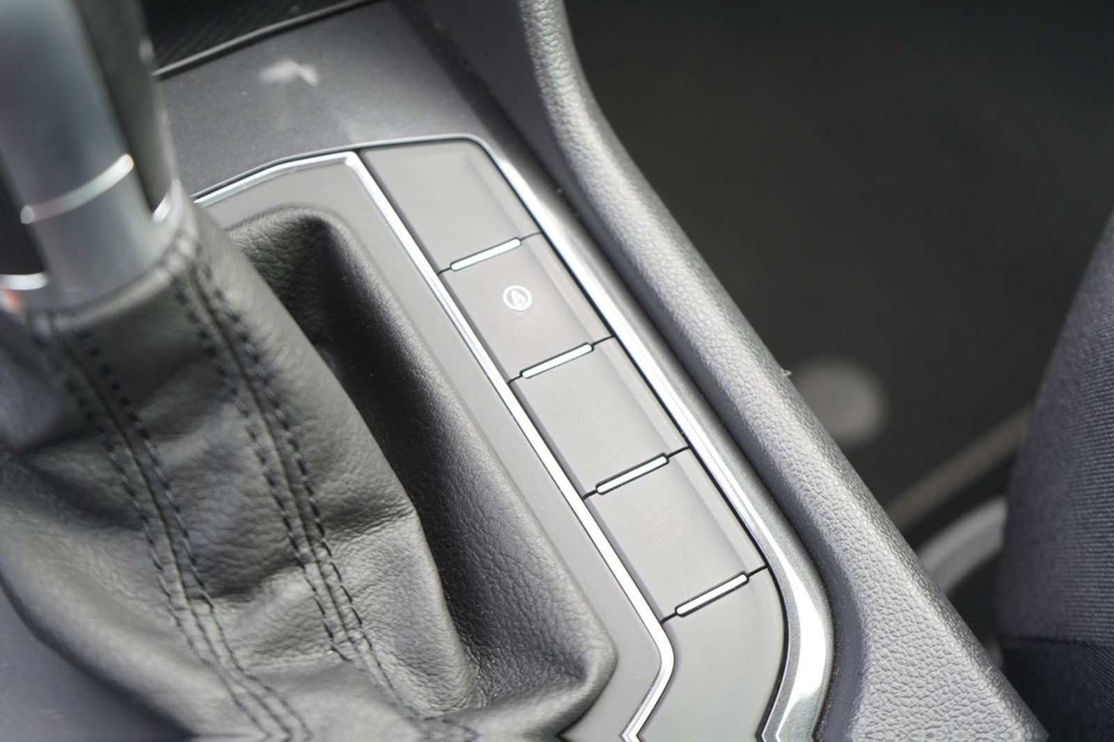 Volkswagen Tiguan 1.5 TSI DSG Join LED Navi ACC Sitzheizung foto 18