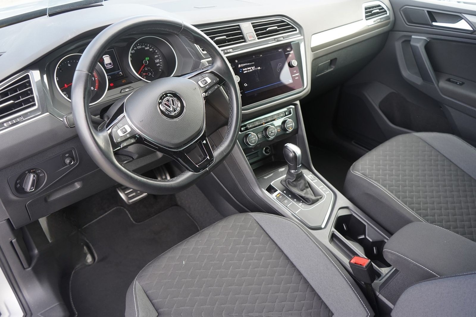 Volkswagen Tiguan 1.5 TSI DSG Join LED Navi ACC Sitzheizung foto 8