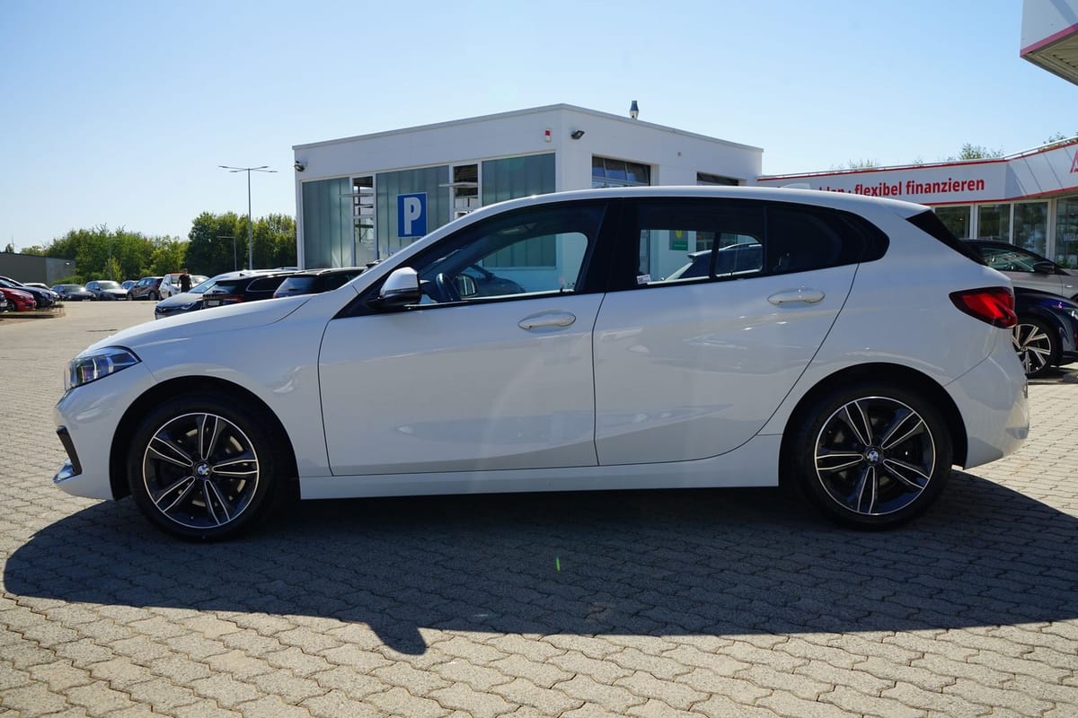BMW 120d xDrive Sport Line LED Navi Spurhalte DAB foto 4
