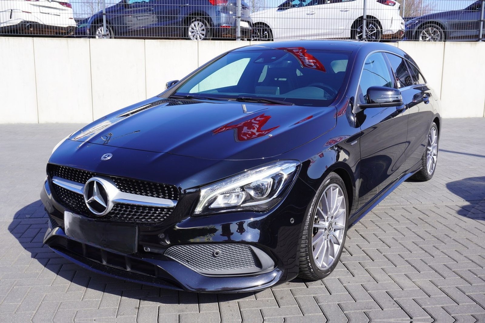 Mercedes-Benz CLA 200 Shooting Brake AMG LED NAVI el.HKL TOTWI foto 2