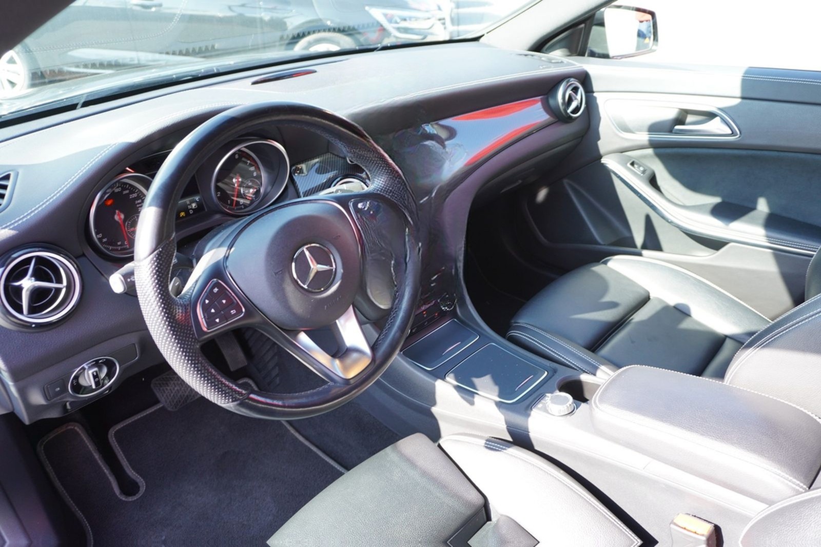 Mercedes-Benz CLA 200 Shooting Brake AMG LED NAVI el.HKL TOTWI foto 14