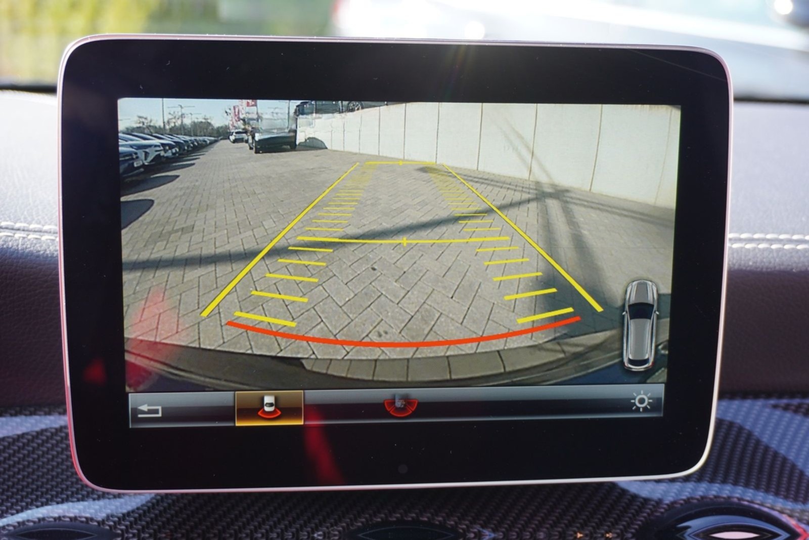 Mercedes-Benz CLA 200 Shooting Brake AMG LED NAVI el.HKL TOTWI foto 29