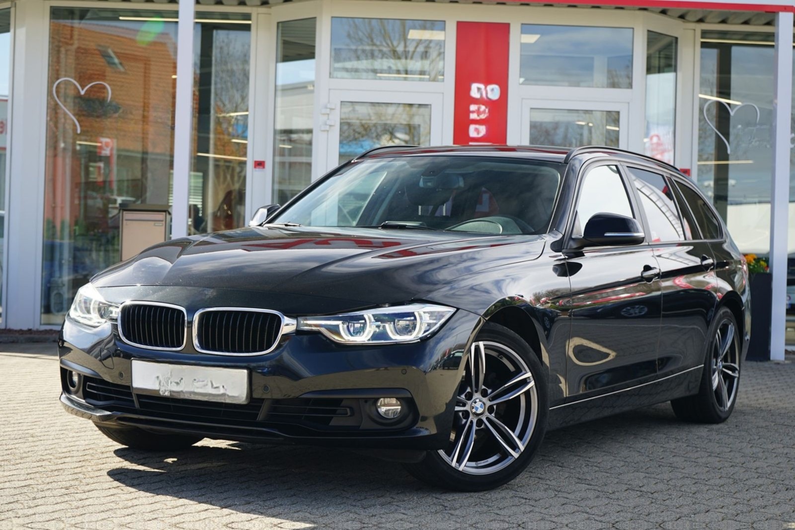 BMW 318i Advantage LED Navi AHK Sitzheizung Tempomat foto 2