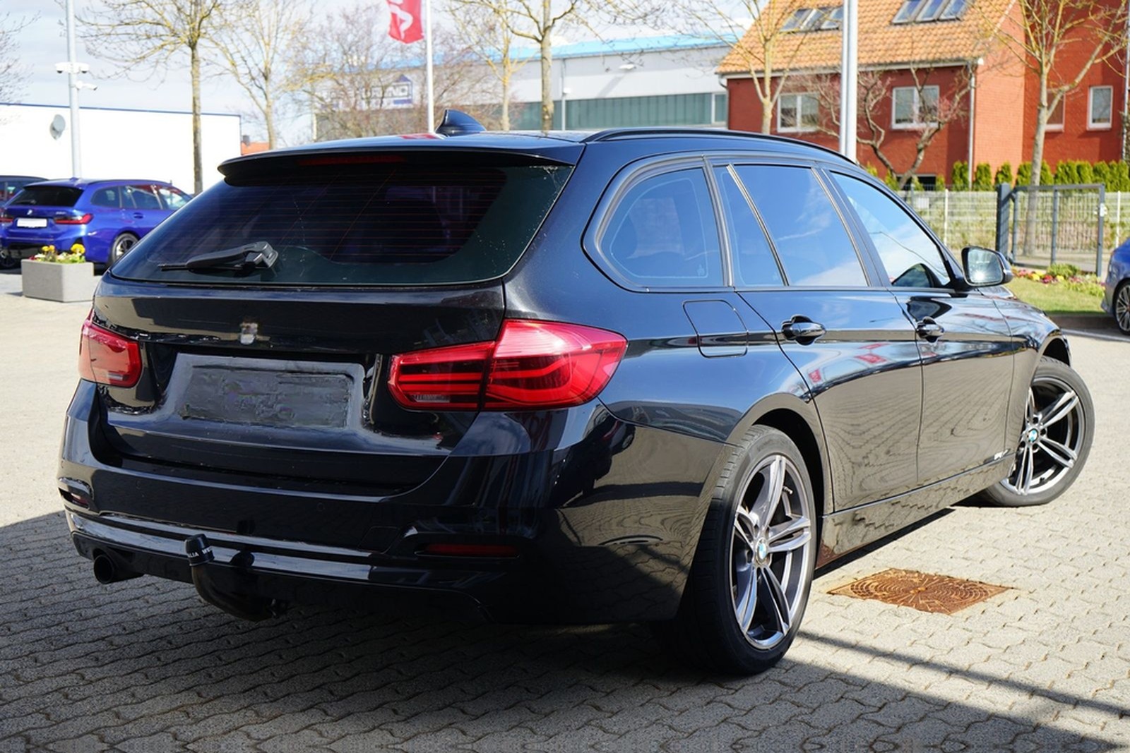 BMW 318i Advantage LED Navi AHK Sitzheizung Tempomat foto 3
