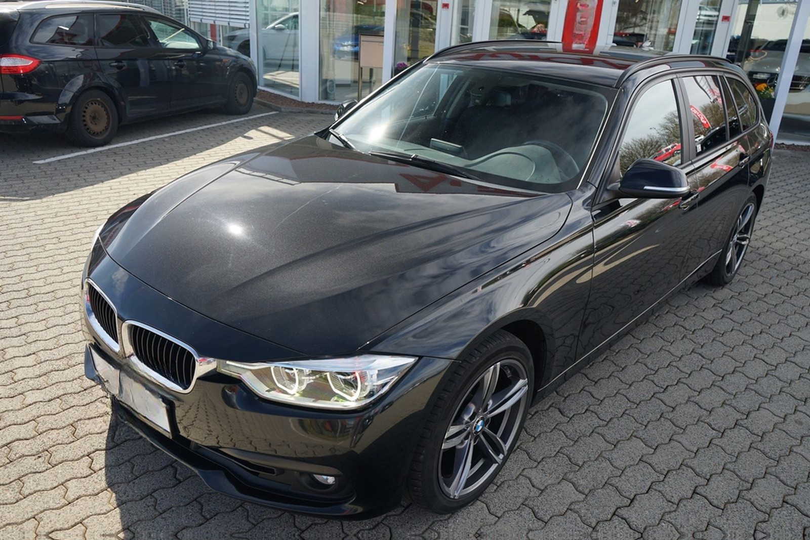 BMW 318i Advantage LED Navi AHK Sitzheizung Tempomat foto 9