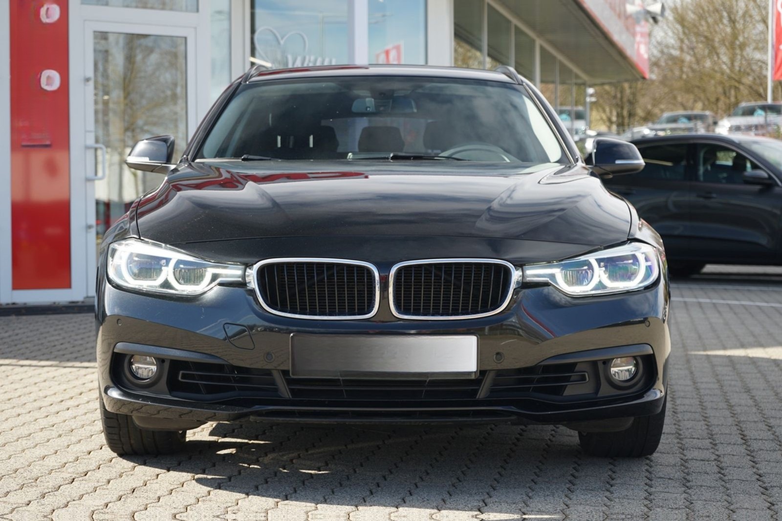 BMW 318i Advantage LED Navi AHK Sitzheizung Tempomat foto 10