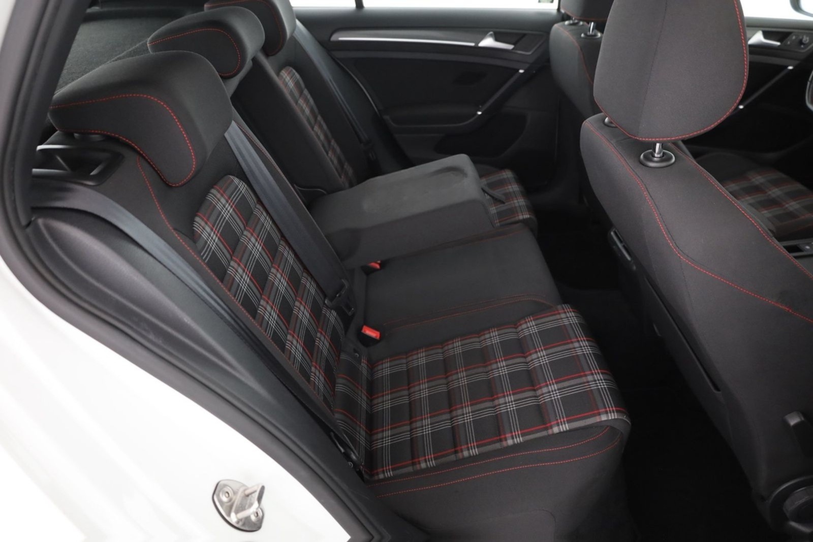 Volkswagen Golf VII 2.0 TSI GTI Performance LED Navi foto 23