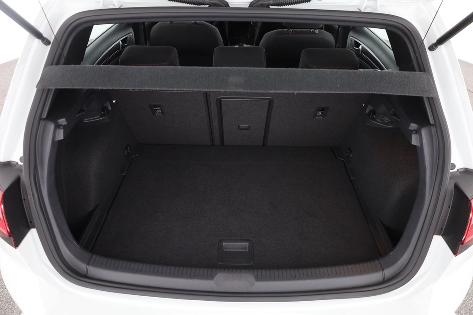 Volkswagen Golf VII 2.0 TSI GTI Performance LED Navi foto 25