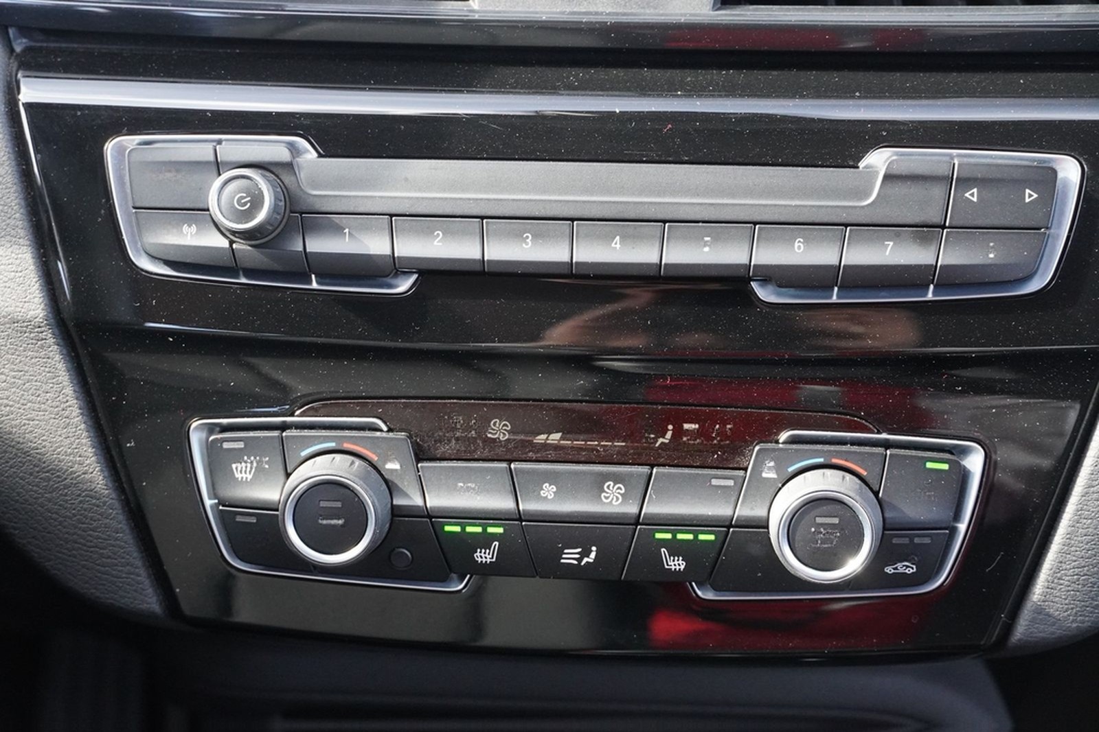 BMW X1 sDrive 18 i Advantage foto 13