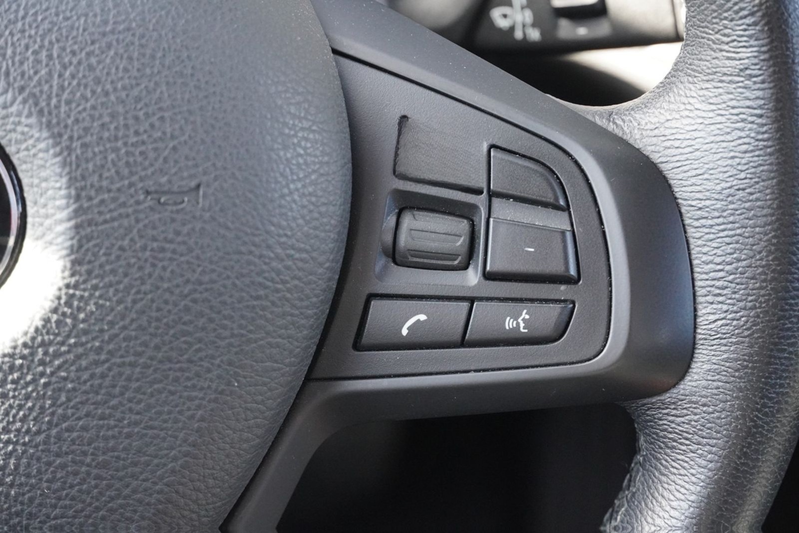 BMW X1 sDrive 18 i Advantage foto 20