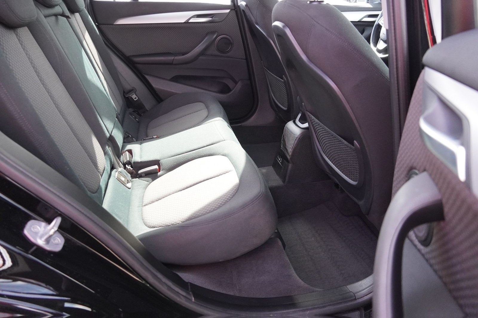 BMW X1 sDrive 18 i Advantage foto 25