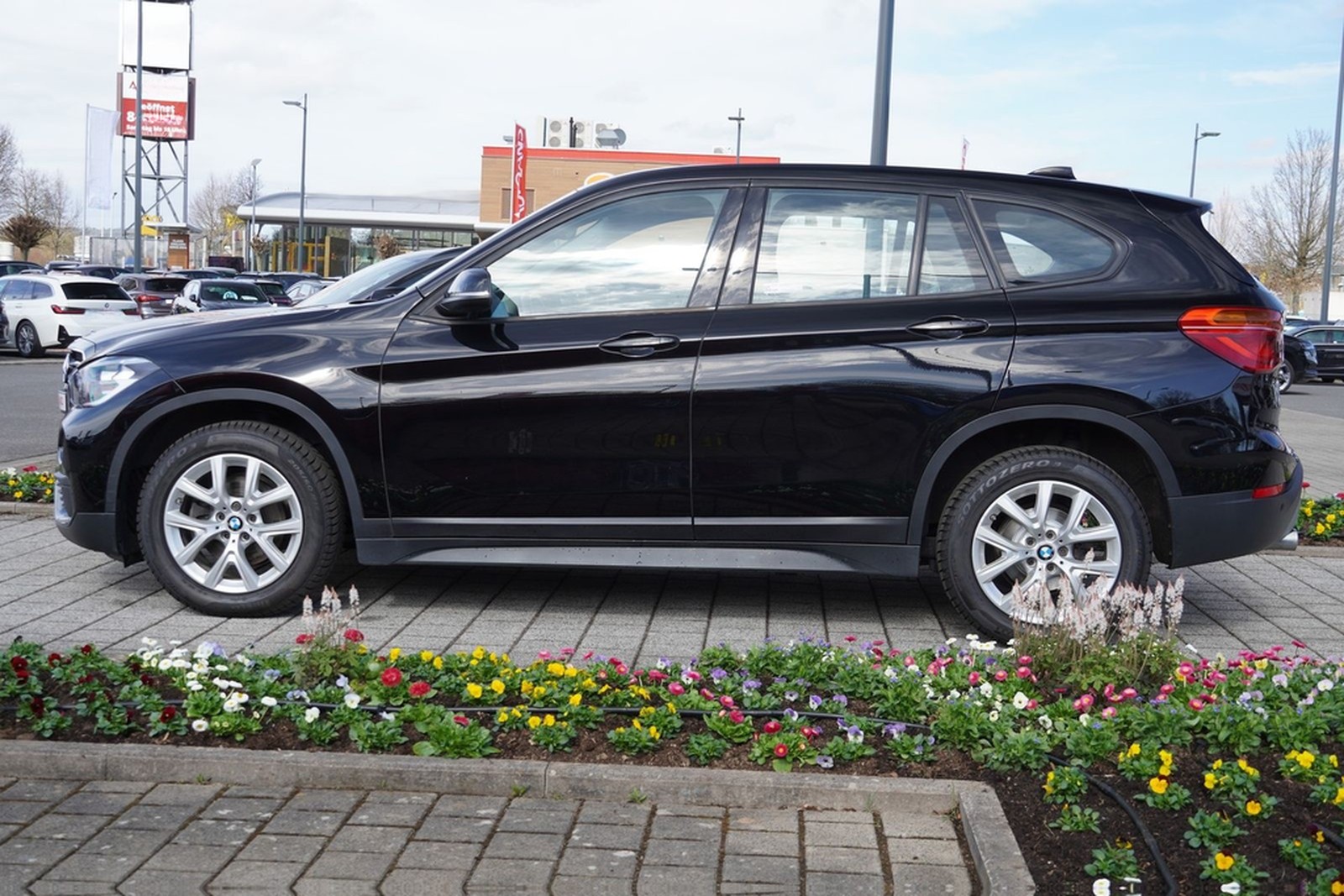 BMW X1 sDrive 18 i Advantage foto 5