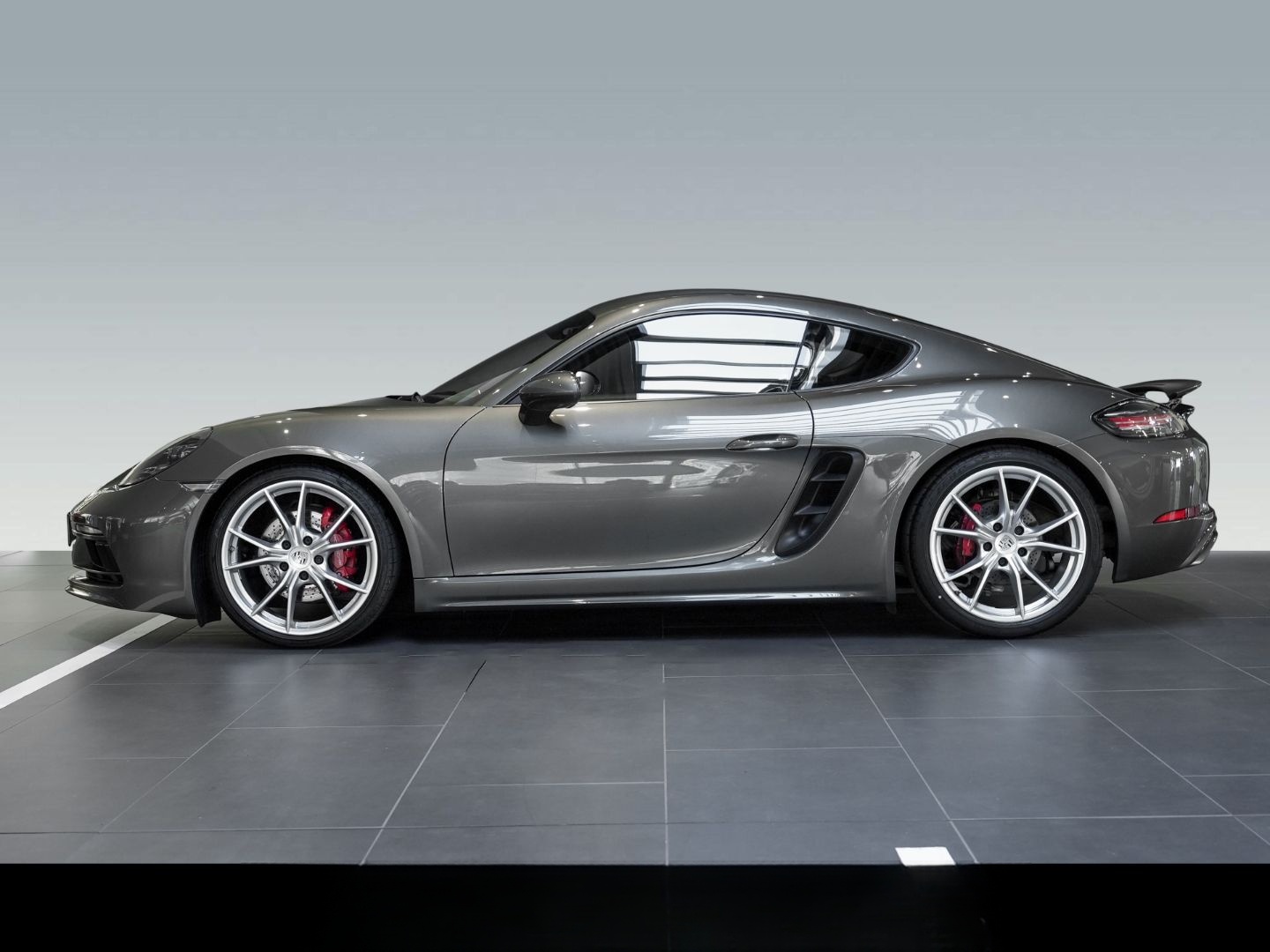 Porsche Cayman 718 S Sportfahrwerk BOSE Sportabgasanlage foto 2