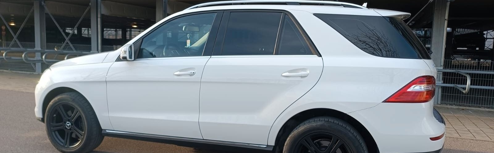Mercedes-Benz ML 250 BlueTEC 4MATIC - TÜV 11/2027 Top Zustand  foto 4