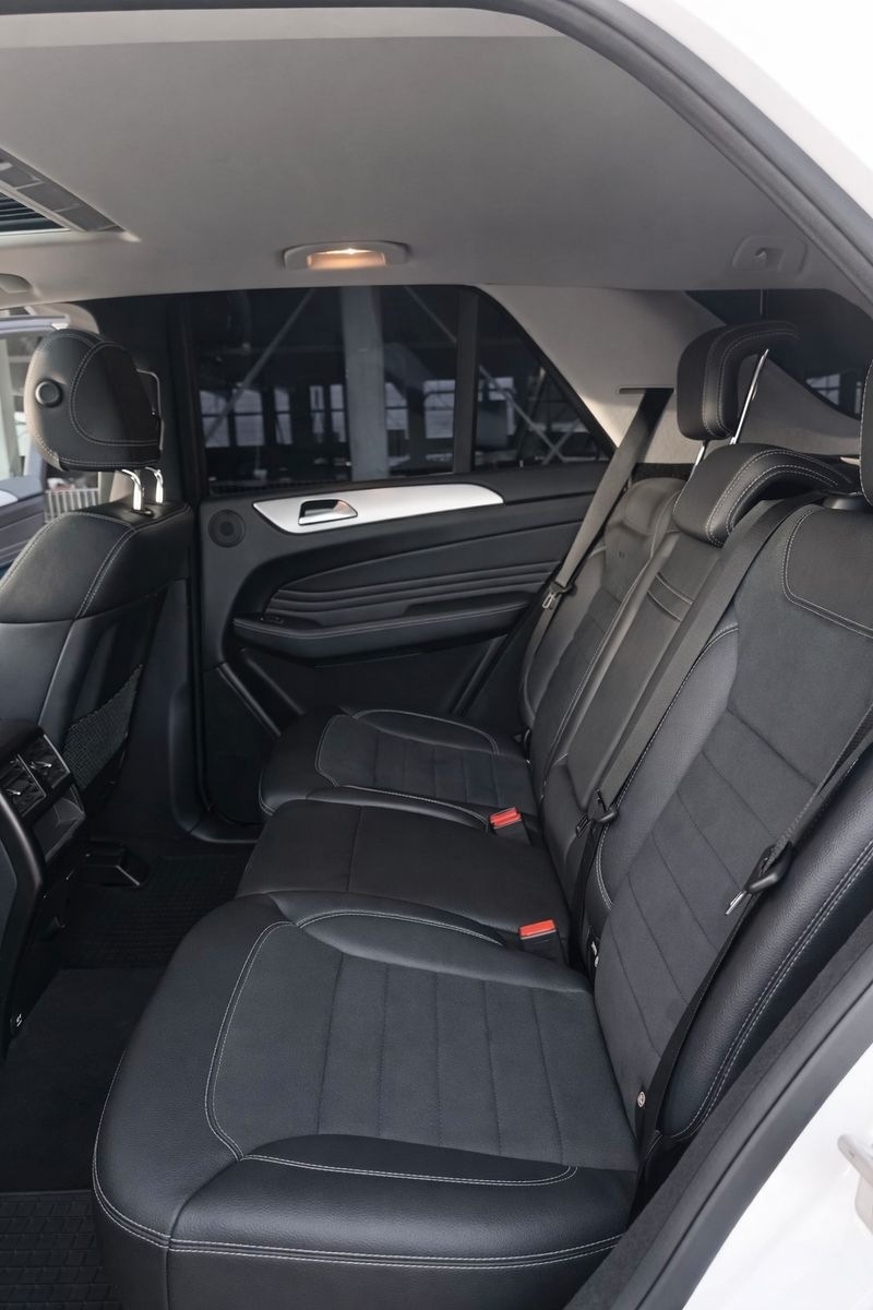 Mercedes-Benz ML 250 BlueTEC 4MATIC - TÜV 11/2027 Top Zustand  foto 9