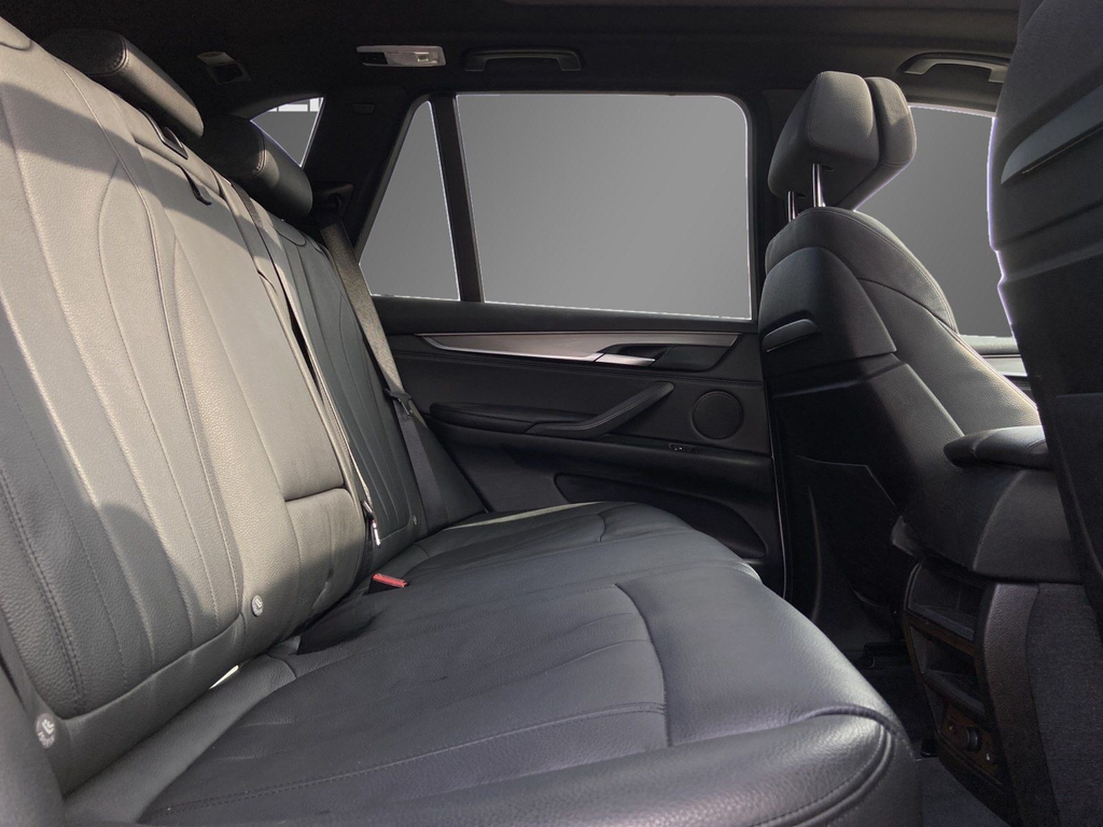 BMW X5 xDrive40d M-Sport DA+ HUD PANO KAM foto 15