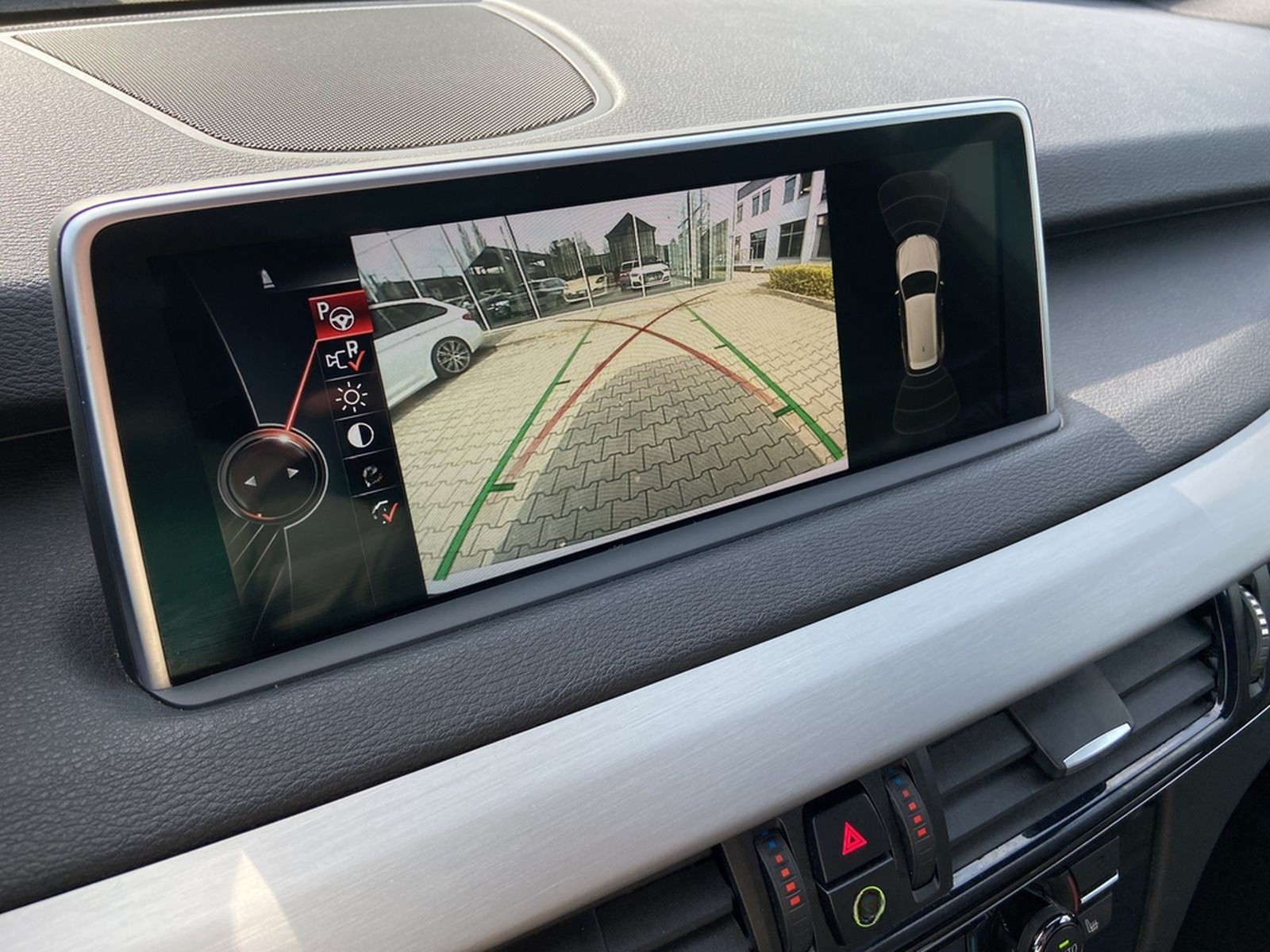 BMW X5 xDrive40d M-Sport DA+ HUD PANO KAM foto 20