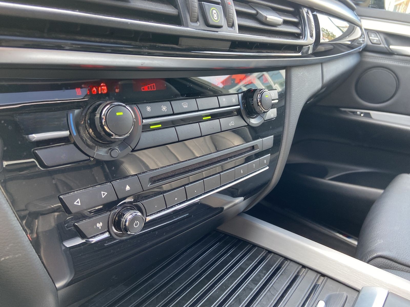 BMW X5 xDrive40d M-Sport DA+ HUD PANO KAM foto 21