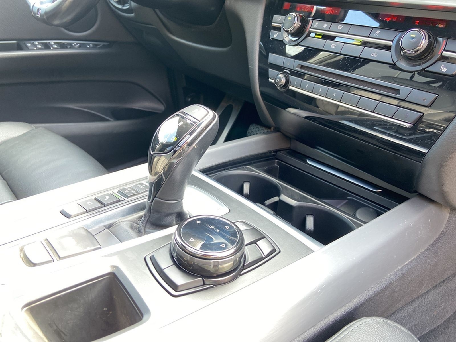 BMW X5 xDrive40d M-Sport DA+ HUD PANO KAM foto 23