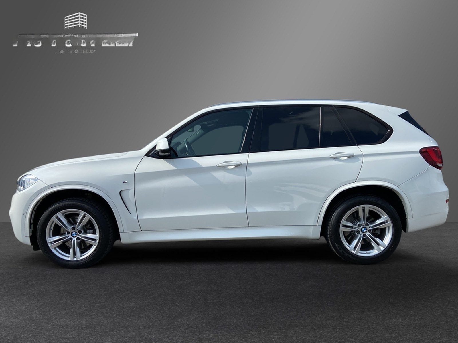BMW X5 xDrive40d M-Sport DA+ HUD PANO KAM foto 4