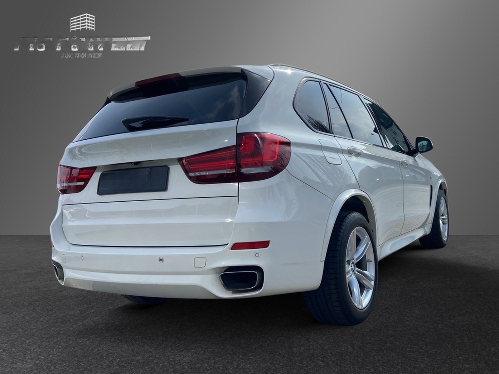 BMW X5 xDrive40d M-Sport DA+ HUD PANO KAM foto 7