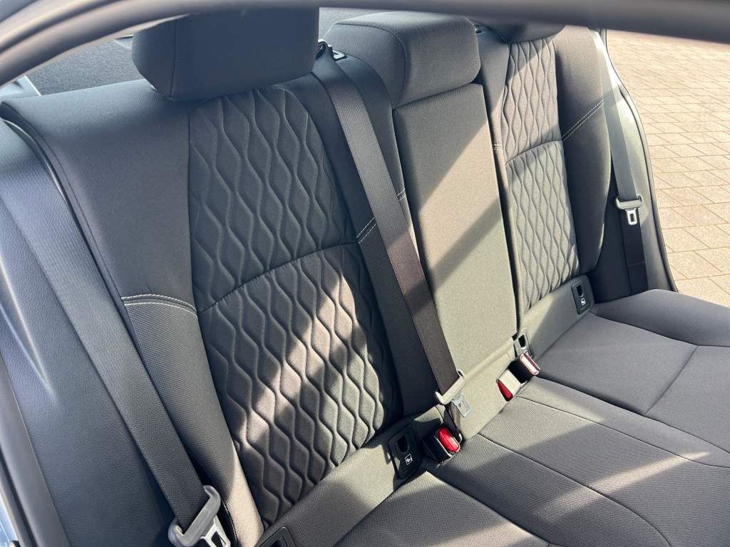 Toyota Corolla Hybrid 1.8 Comfort ACC Mehrzonenklima DA foto 15