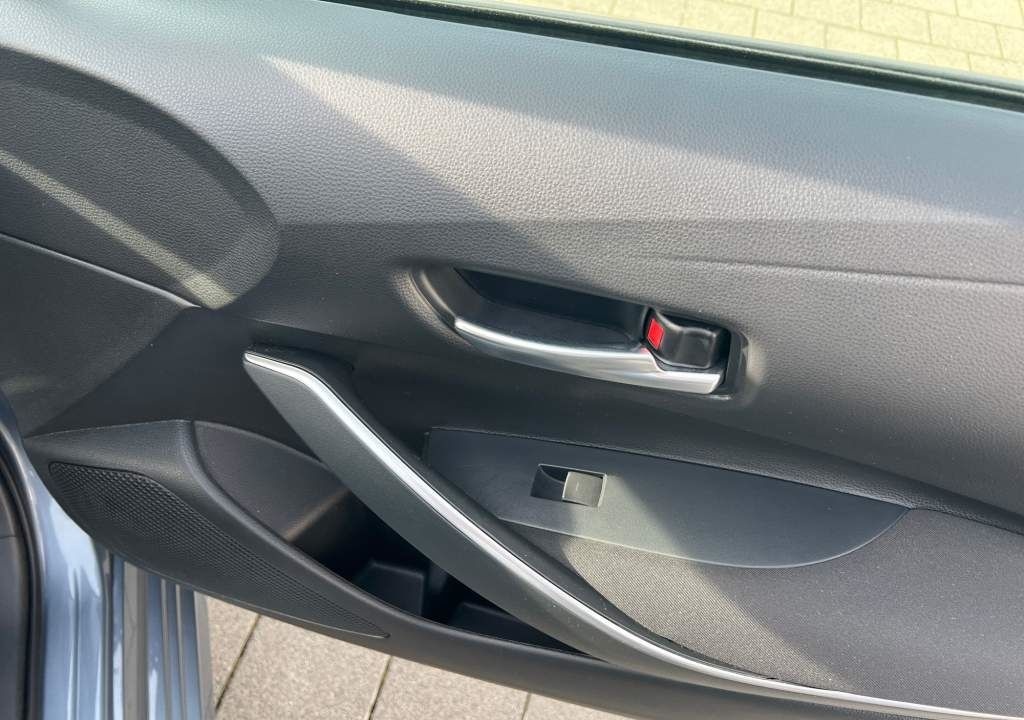 Toyota Corolla Hybrid 1.8 Comfort ACC Mehrzonenklima DA foto 23