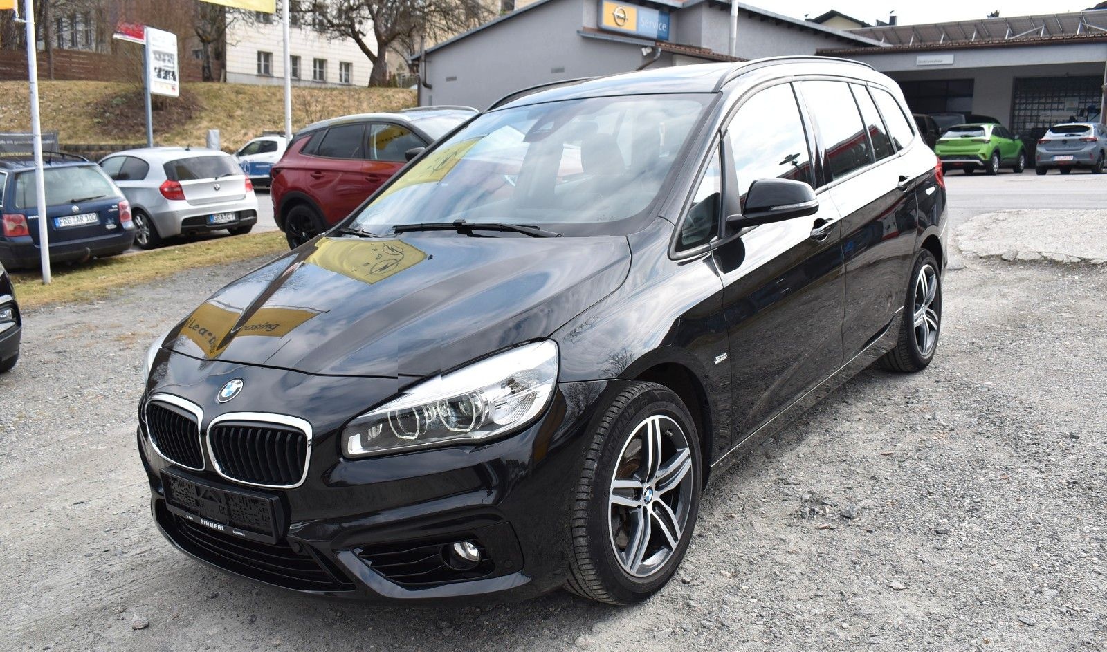 BMW 220 2 Gran Tourer 220 d xDrive Sport Line foto 2