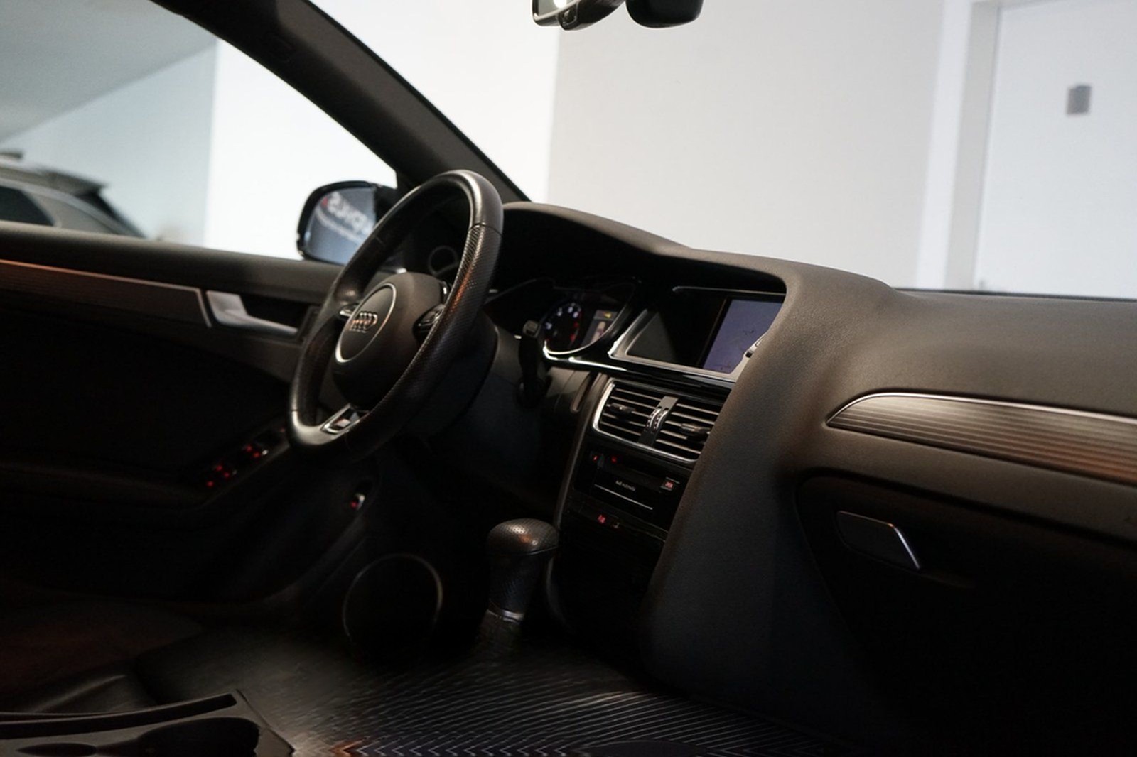Audi A4 2.0 TFSI Avant|S LINE|RS-SITZE|PANO|B&O|SH foto 12