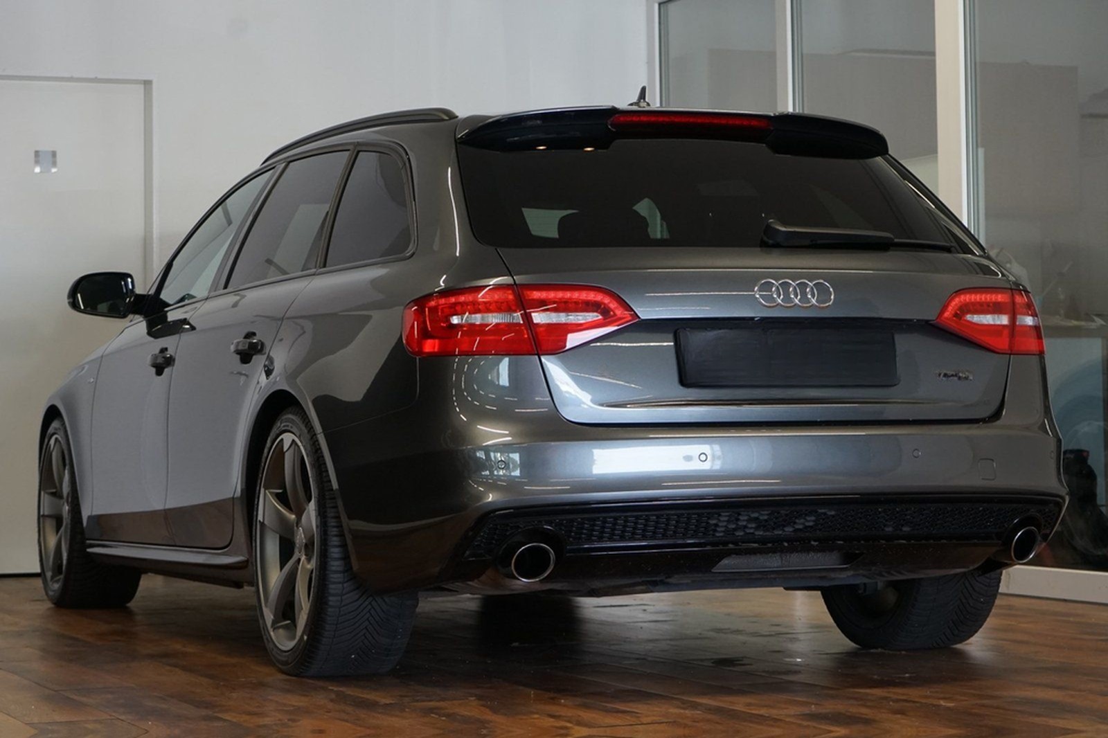 Audi A4 2.0 TFSI Avant|S LINE|RS-SITZE|PANO|B&O|SH foto 13