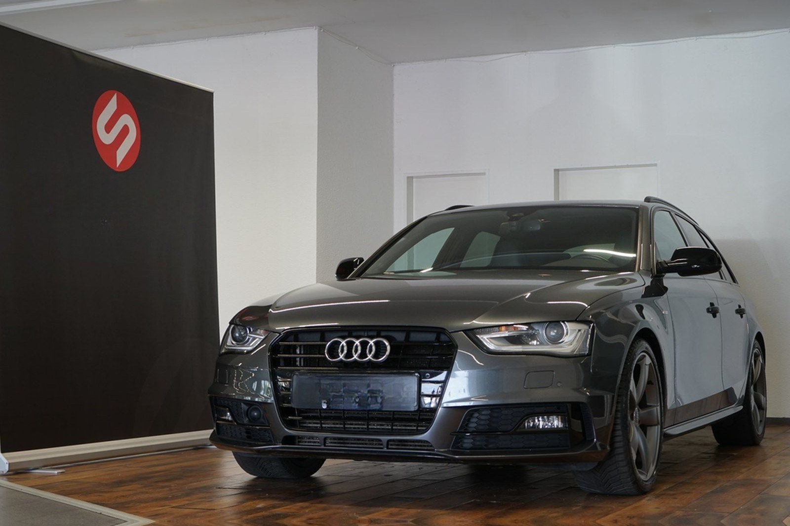 Audi A4 2.0 TFSI Avant|S LINE|RS-SITZE|PANO|B&O|SH foto 3
