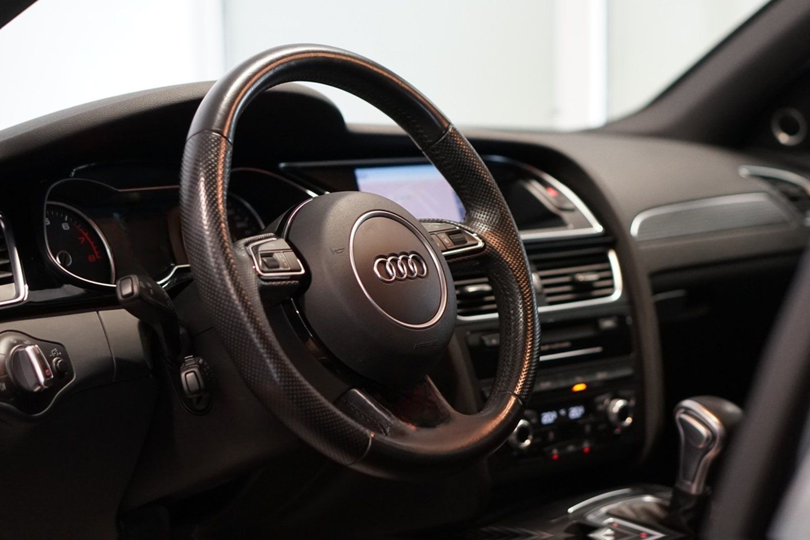 Audi A4 2.0 TFSI Avant|S LINE|RS-SITZE|PANO|B&O|SH foto 26